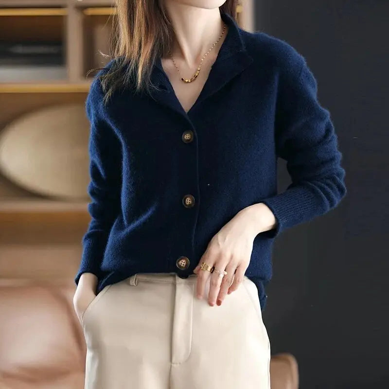 Cardigan Elegante con Bottoni per Donna